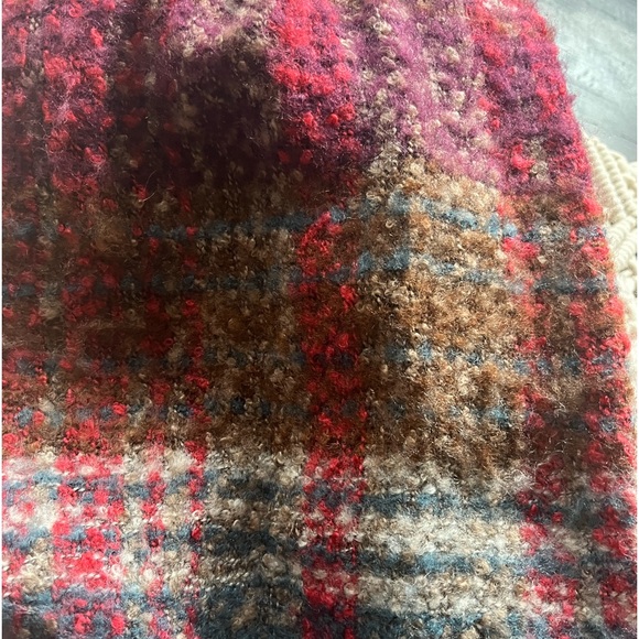 ANTHROPOLOGIE Plaid and Brown Faux Fur Infinity Scarf Like New - Picture 9 of 13